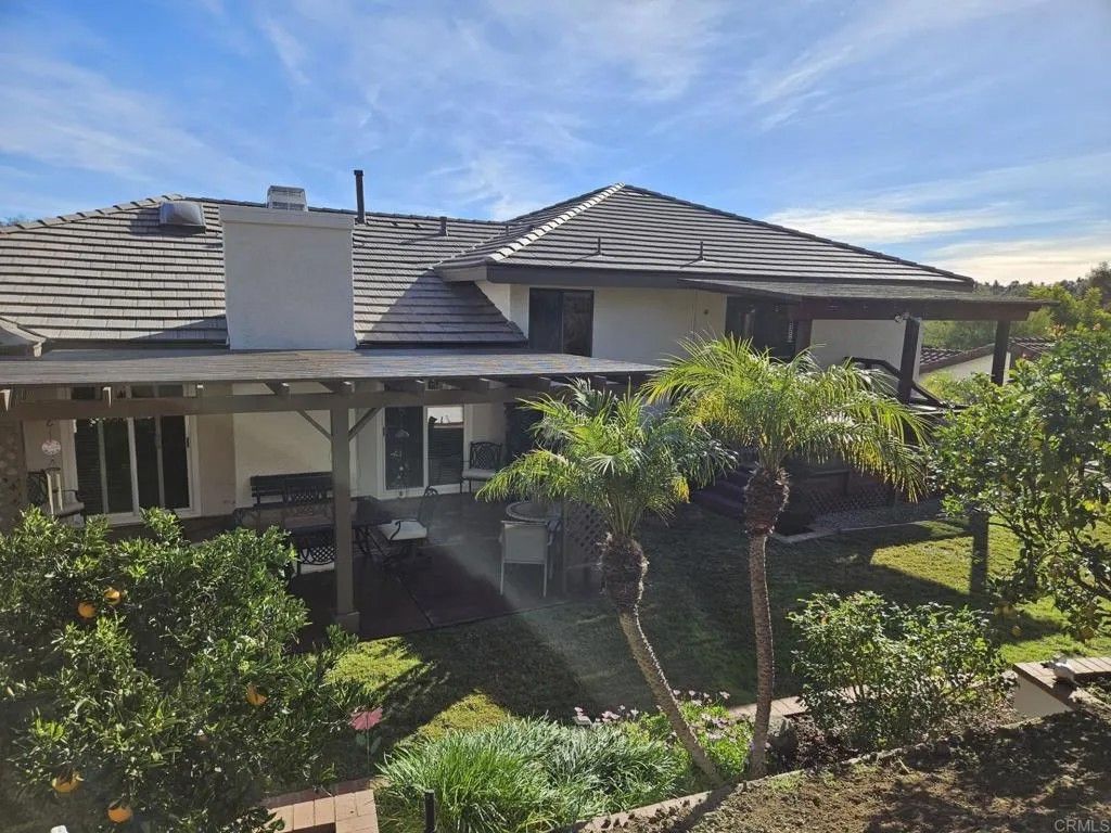 Photo of 28124 Mountain Meadow Road, Escondido, CA 92026 (MLS # NDP2600771)