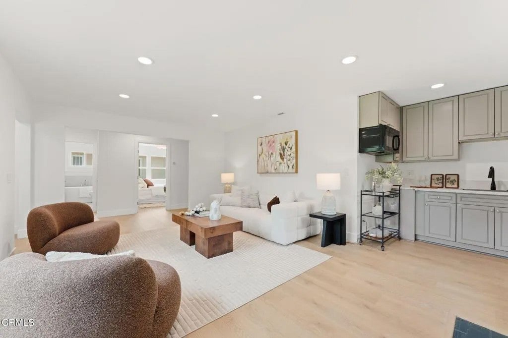 2805 E Del Mar Boulevard