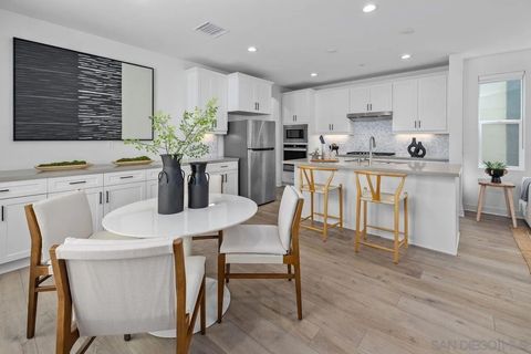 11050 Solstice San Diego CA 92126