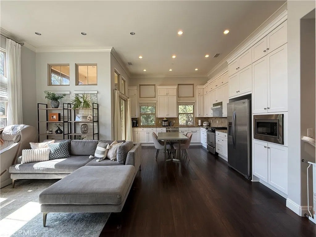 Photo of 93 Thornhurst, Irvine, CA 92620 (MLS # WS26201687)