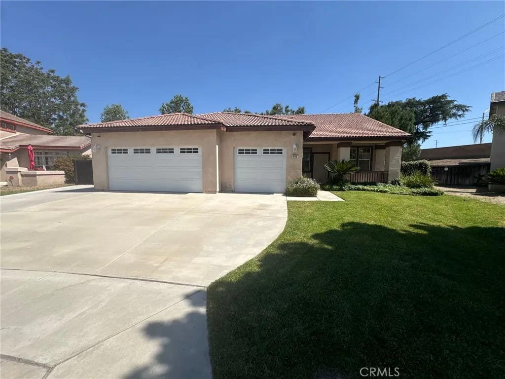 Photo of 1809 Rue Chenin Blanc, San Jacinto, CA 92583 (MLS # IV26127711)