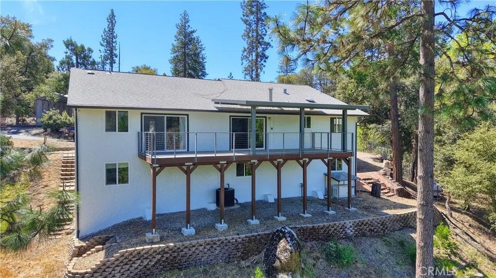 Photo of 5750 Glacier Point, Mariposa, CA 95338 (MLS # FR26076233)