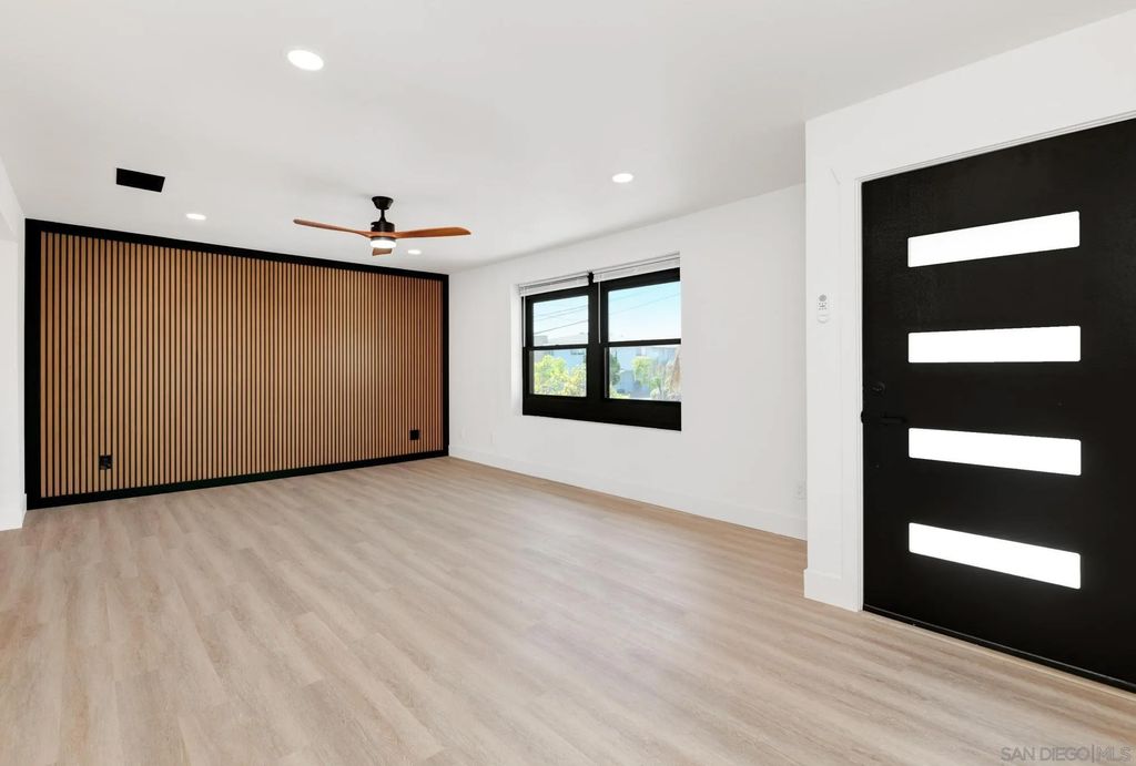 Photo of 1340 Heron Ave, El Cajon, CA 92020 (MLS # 250045643)