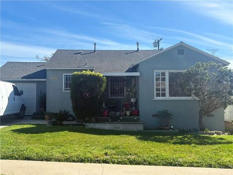 Photo of 1310 Poindexter Street, Los Angeles, CA 90044 (MLS # PW26046718)