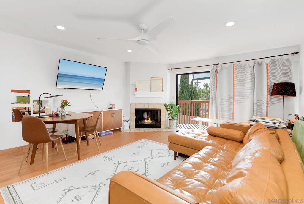 Photo of 1927 Chicago St #C, San Diego, CA 92110 (MLS # 260002305)