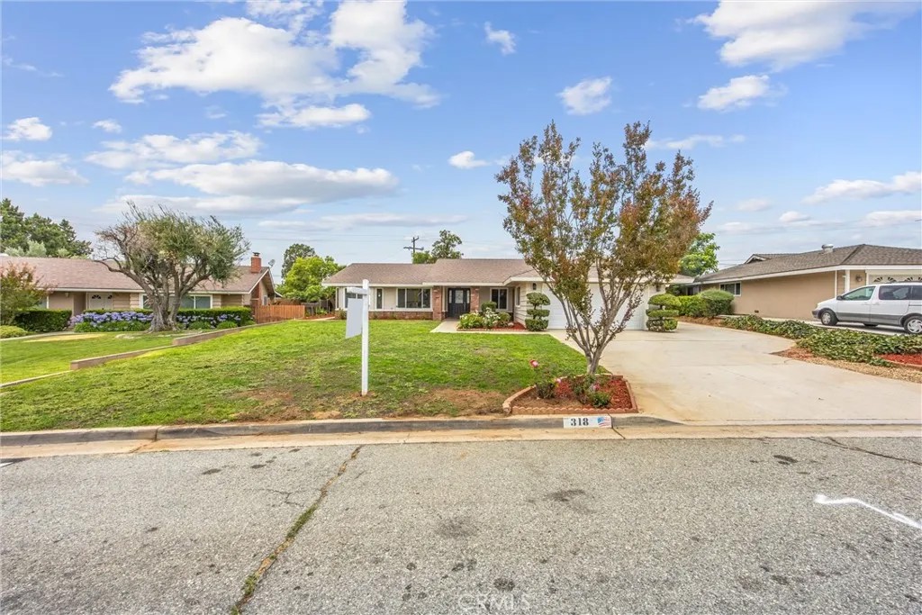 318 Sandalwood Drive
