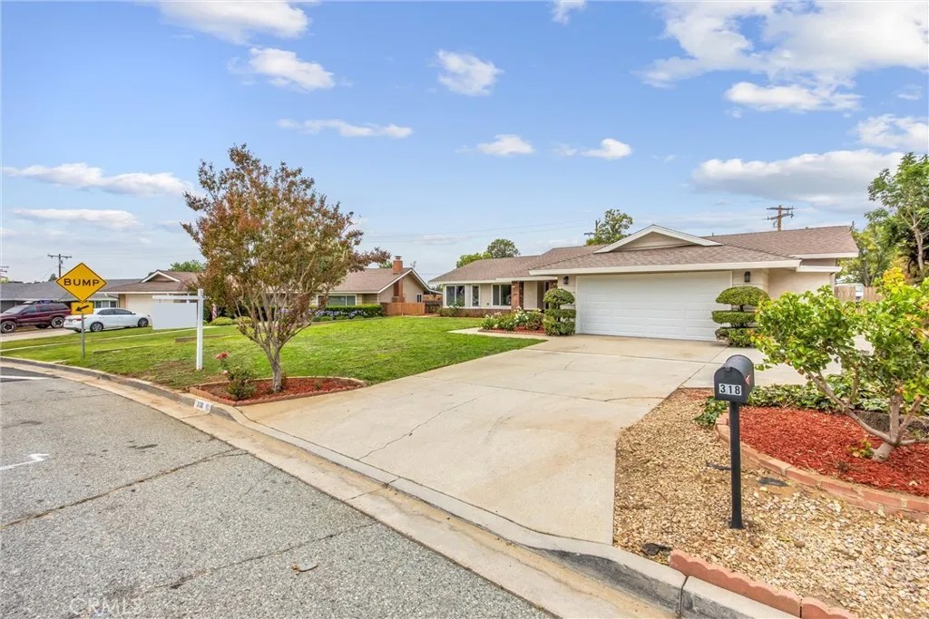 318 Sandalwood Drive