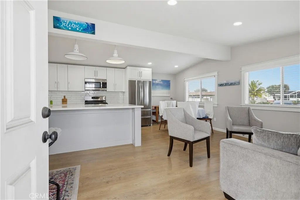 16222 Monterey 79