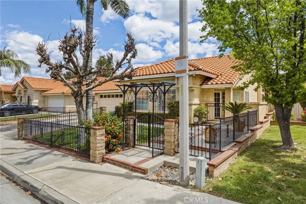 1250 Granite