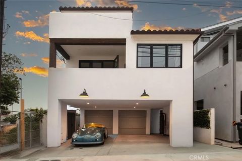 Tiny photo for 616 Narcissus #1/2, Corona Del Mar, CA 92625 (MLS # NP25269044)