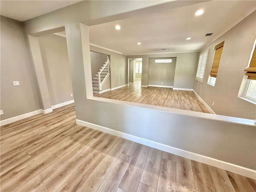 27617 Bottle Brush Way