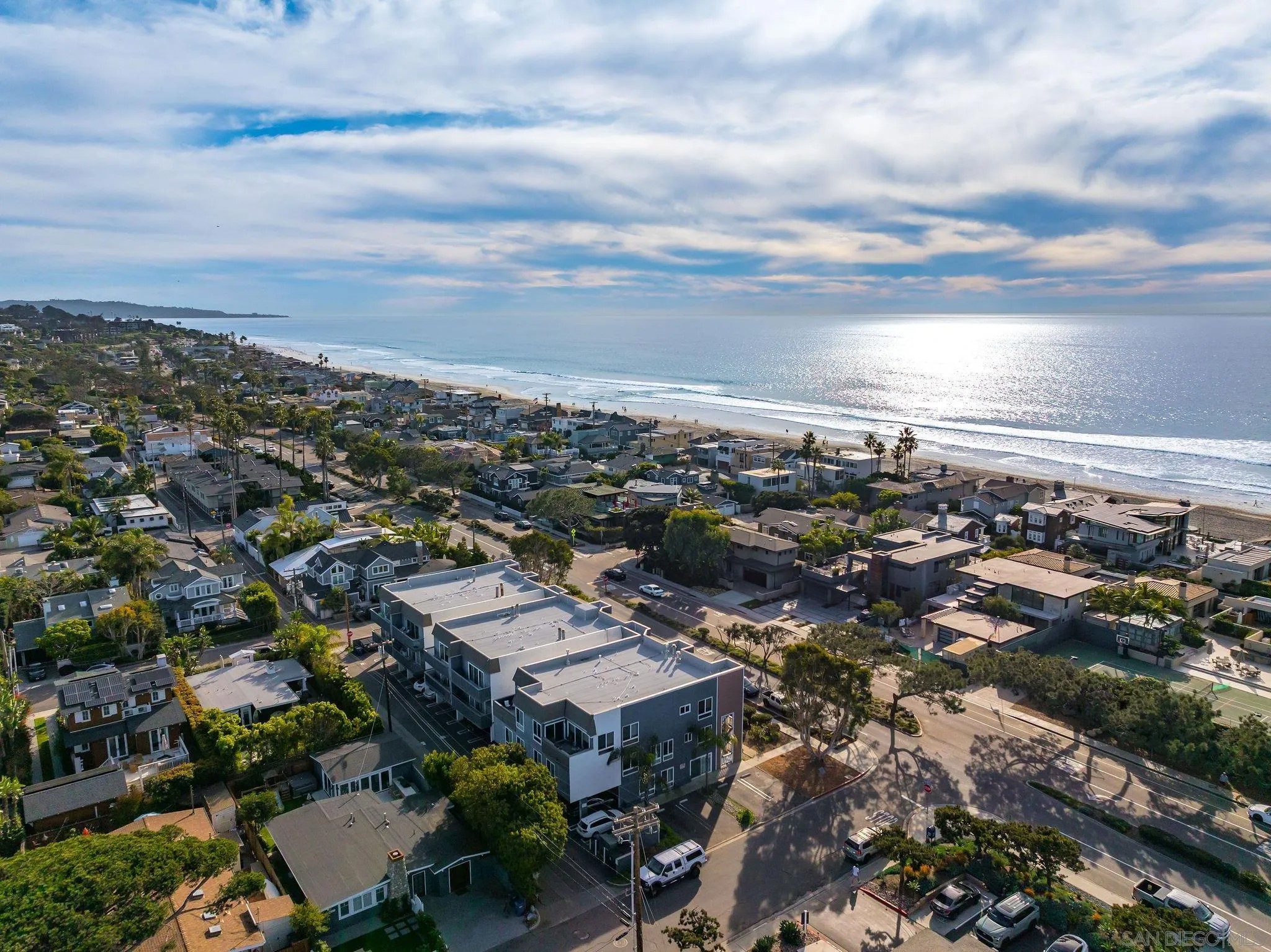 2721 Camino Del Mar