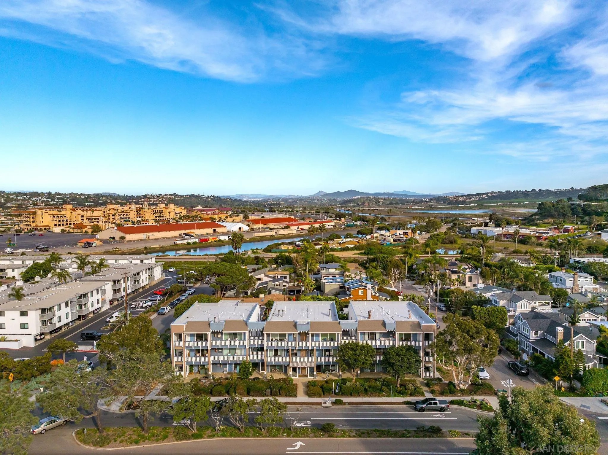 2721 Camino Del Mar