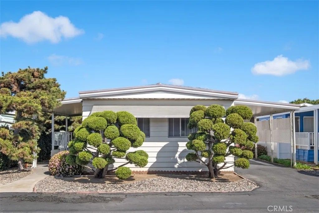 Photo of 1750 Whittier Ave #27, Costa Mesa, CA 92627 (MLS # NP26041123)