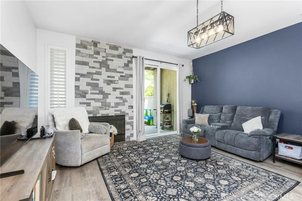 21885 Southgate
