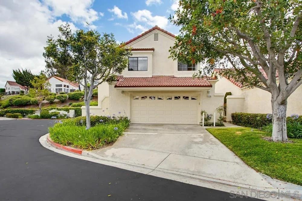 Photo of 12165 Sand Trap Row, San Diego, CA 92128 (MLS # 260012899)