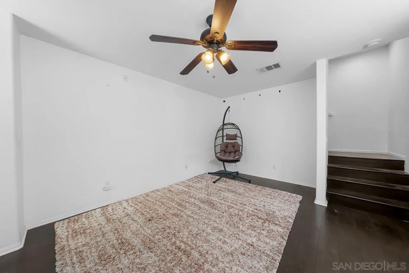 3028 Cole Grade