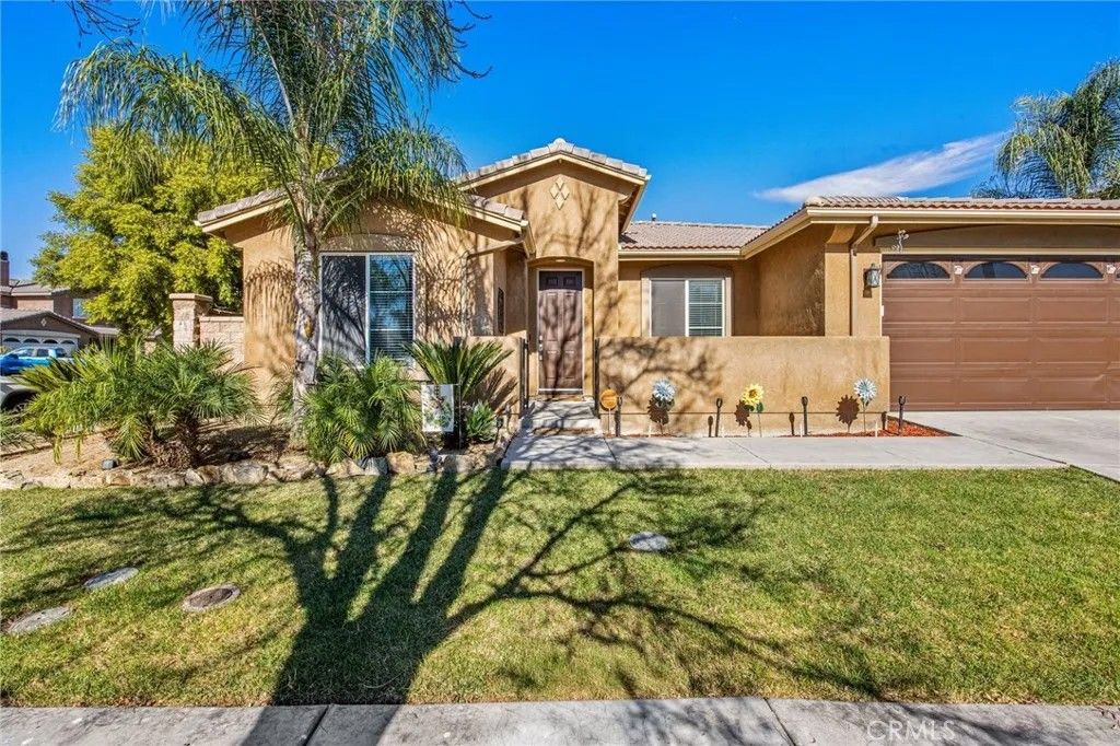 Photo of 4526 Trotter Drive, Hemet, CA 92545 (MLS # SW26018539)