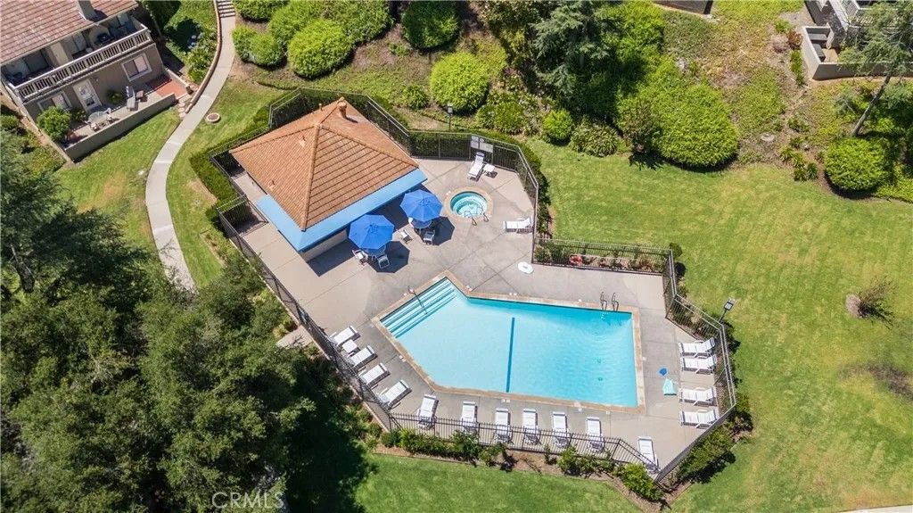 Photo of 583 Calle De Las Ovejas, Oak Park, CA 91377 (MLS # SR26072513)