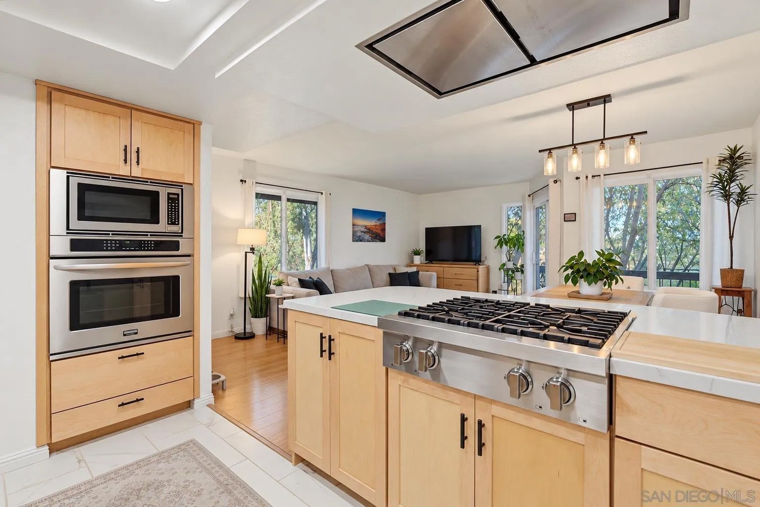 7077 Camino Pacheco