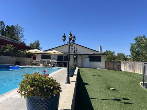 Photo of 9040 Paradise Park Dr, Lakeside, CA 92040 (MLS # NDP2609288)