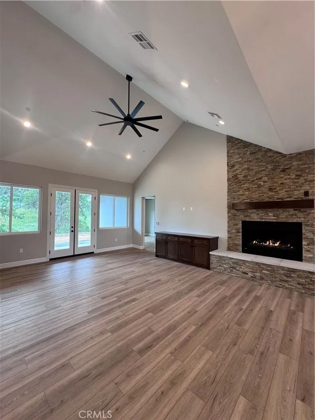 Photo of 21116 Stage Dr, Tehachapi, CA 93561 (MLS # SR26086829)