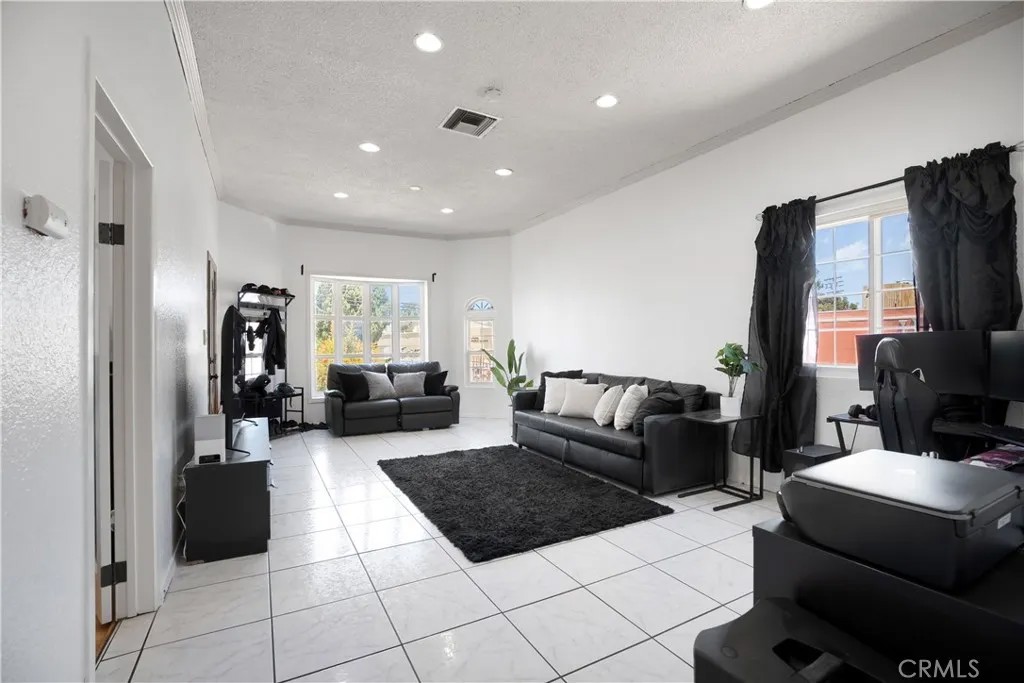 606 N Park