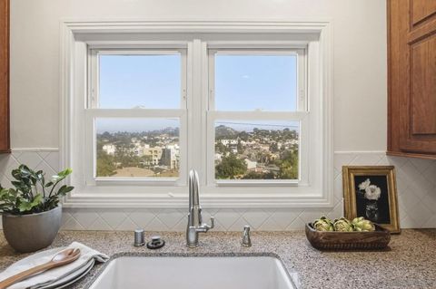 Tiny photo for 7924 El Capitan Dr, La Mesa, CA 91942 (MLS # 250042726)