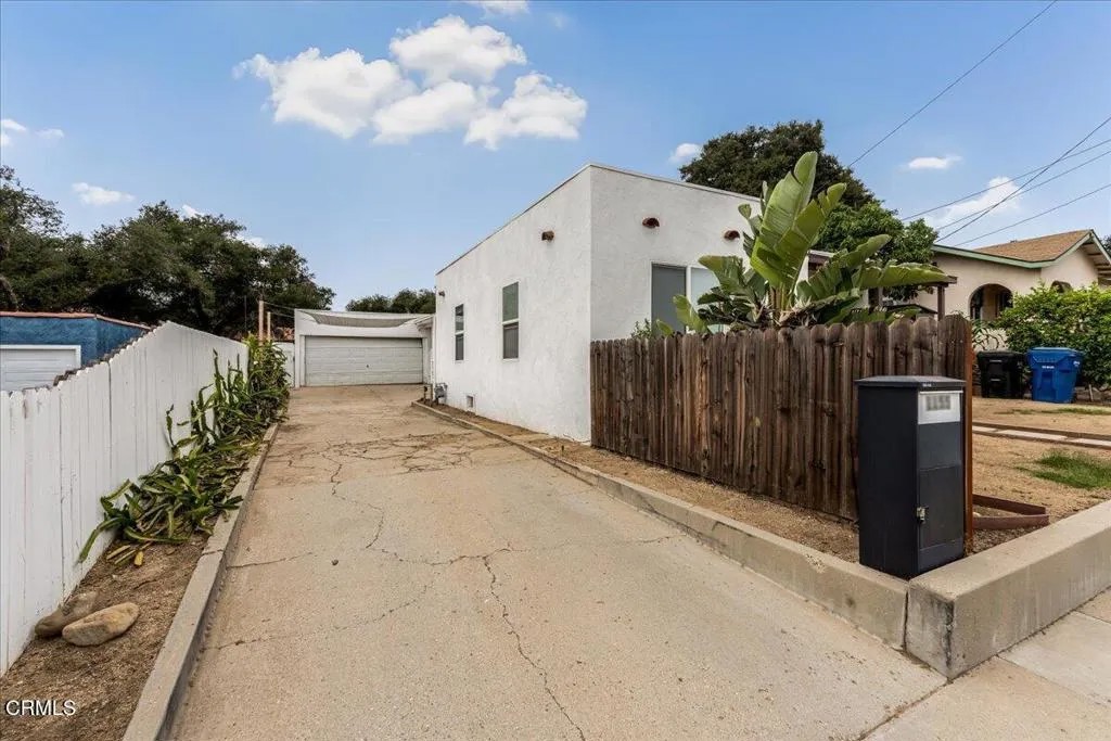 1155 Richmond Road