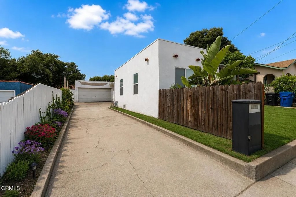 1155 Richmond Road