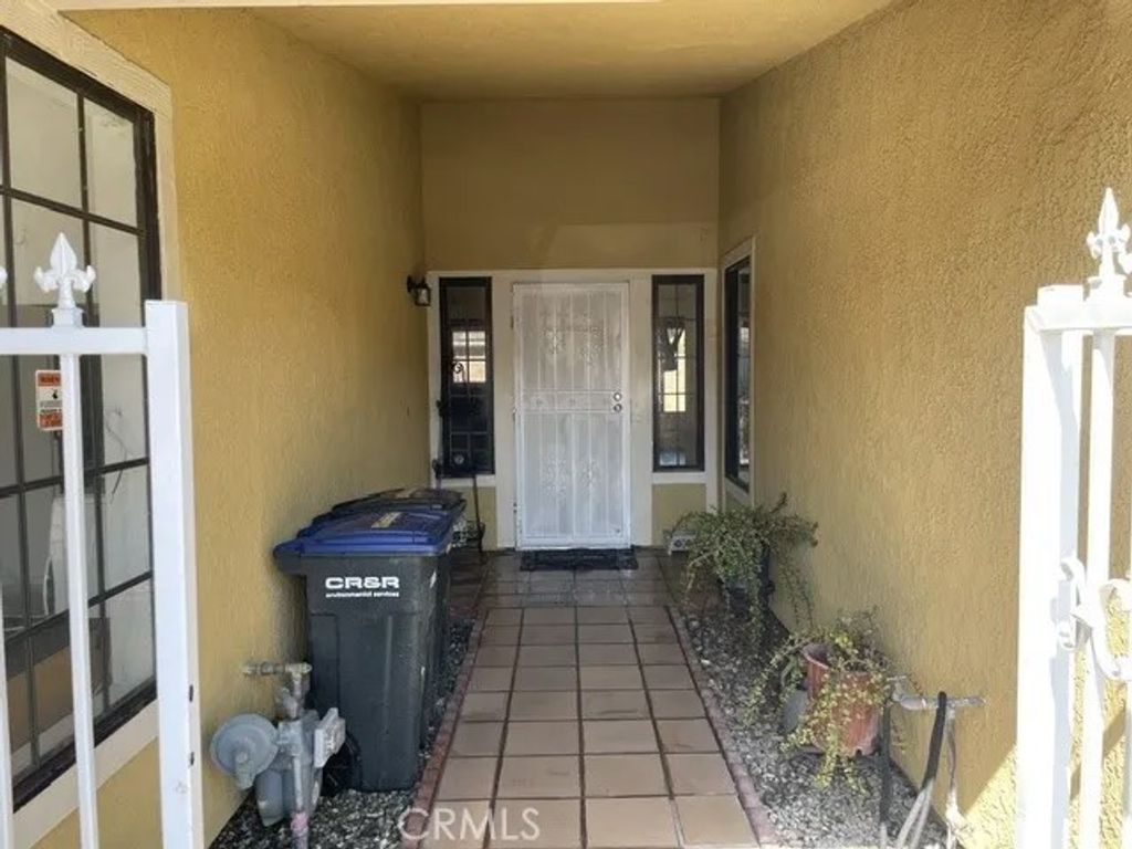 Photo of 1354 Yorktown Circle, San Jacinto, CA 92583 (MLS # SW26094877)