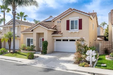 Photo of 25 Maple Dr, Aliso Viejo, CA 92656 (MLS # CV26049006)