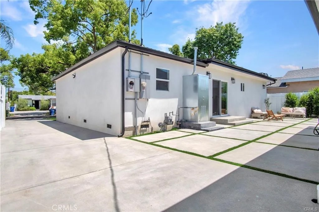 18406 Jovan Street