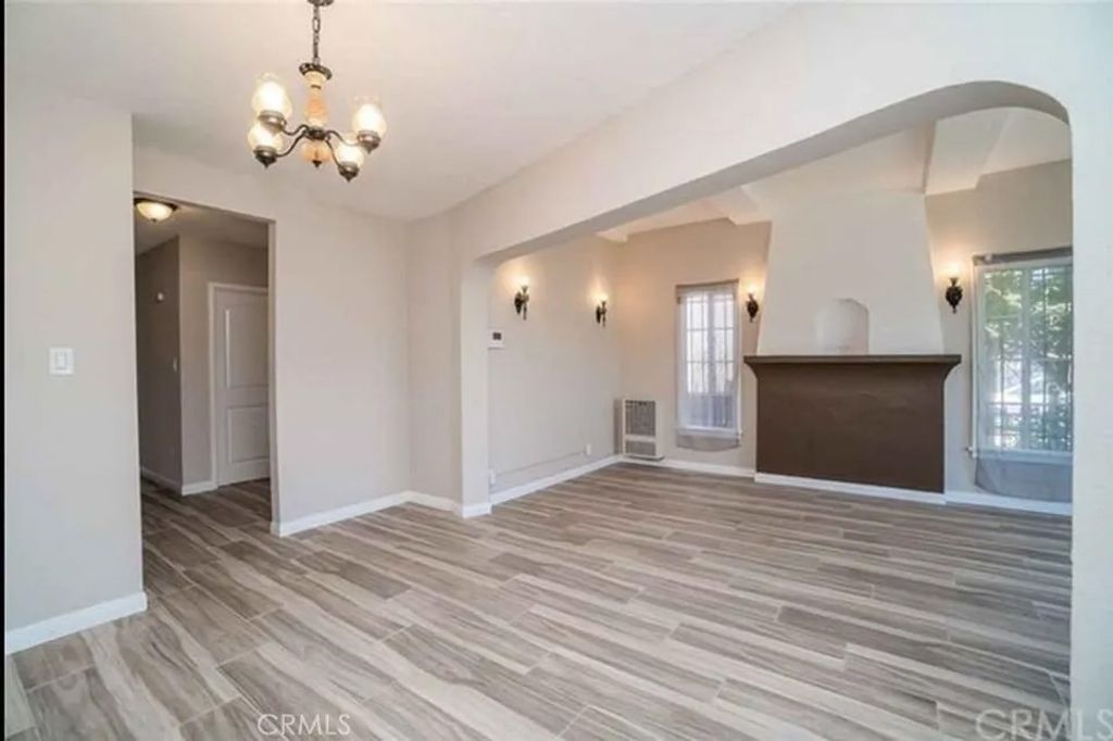 Photo of 636 W 107th St, Los Angeles, CA 90044 (MLS # DW25279078)