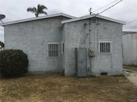 Tiny photo for 2010 W 85th St, Los Angeles, CA 90047 (MLS # IN25274281)