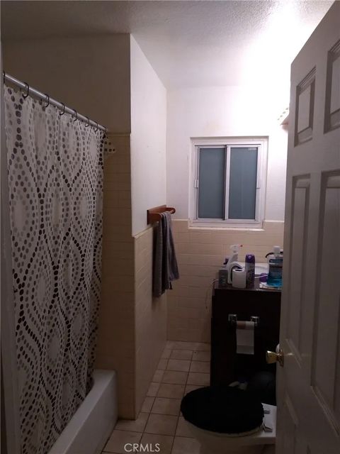 Tiny photo for 2010 W 85th St, Los Angeles, CA 90047 (MLS # IN25274281)