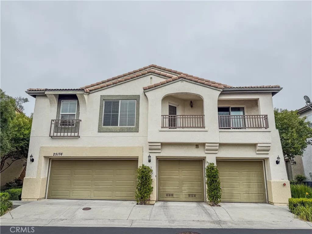 Photo of 25176 Crest Haven #2, Murrieta, CA 92562 (MLS # IV26106461)