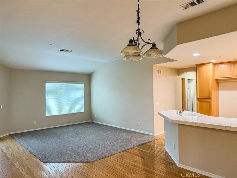 25176 Crest Haven 2