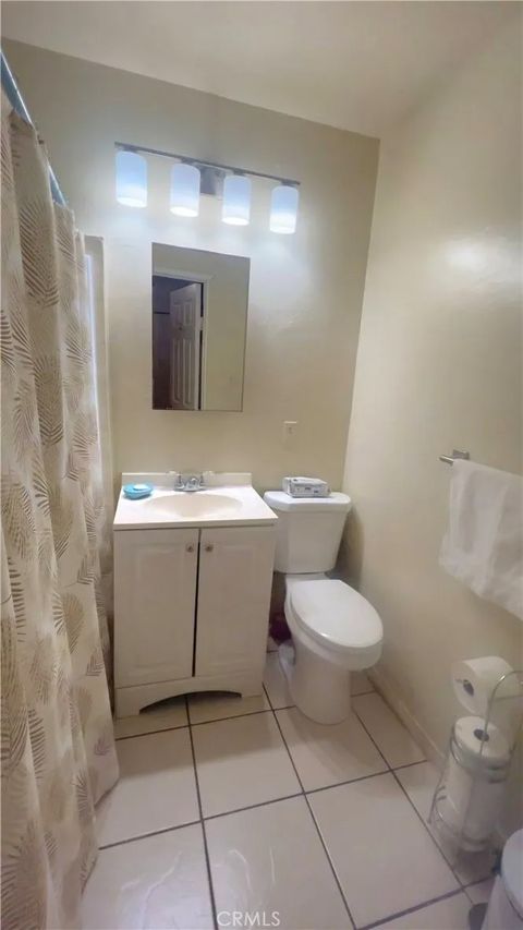 Tiny photo for 1715 E 70th St, Los Angeles, CA 90001 (MLS # CV25239536)