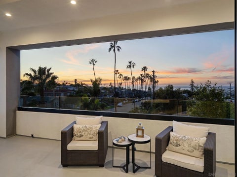 Tiny photo for 4386 Newport Ave, San Diego, CA 92107 (MLS # 260019832)