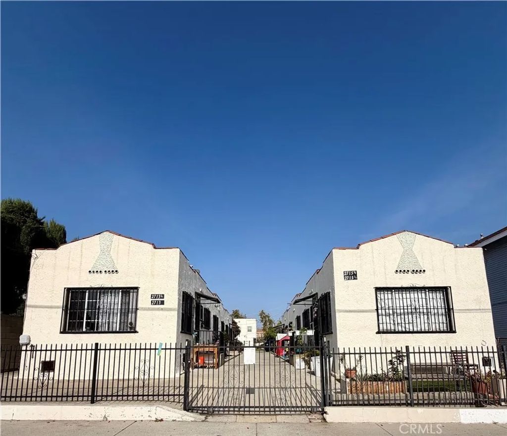 Photo of 2713 Manitou Avenue, Los Angeles, CA 90031 (MLS # GD25277199)