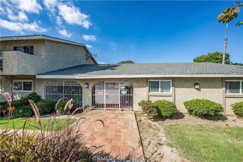 Photo of 14315 Broadway, Whittier, CA 90604 (MLS # PW26136453)
