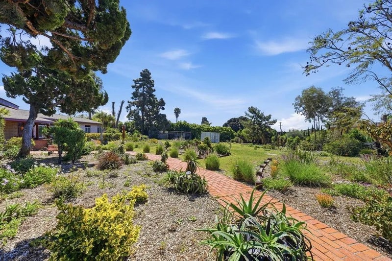 1355 Rainbow Ridge Lane