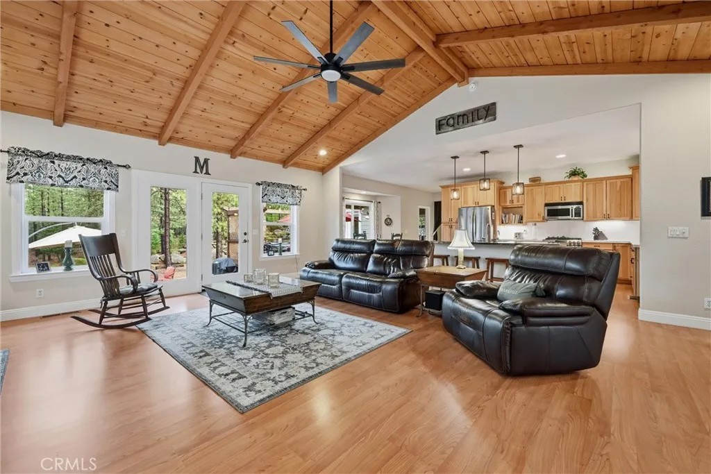 8863 Fox Drive