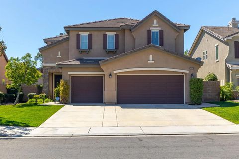 35631 Sainte Foy Street Murrieta CA 92563