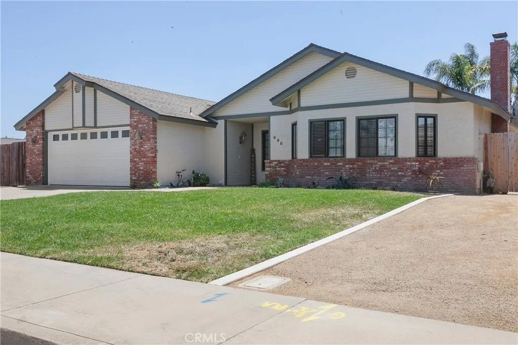 Photo of 696 Tilia St, Santa Maria, CA 93455 (MLS # HD26103426)