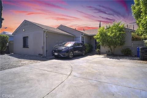 Photo of 8163 Willis Ave, Panorama City, CA 91402 (MLS # SR26071635)