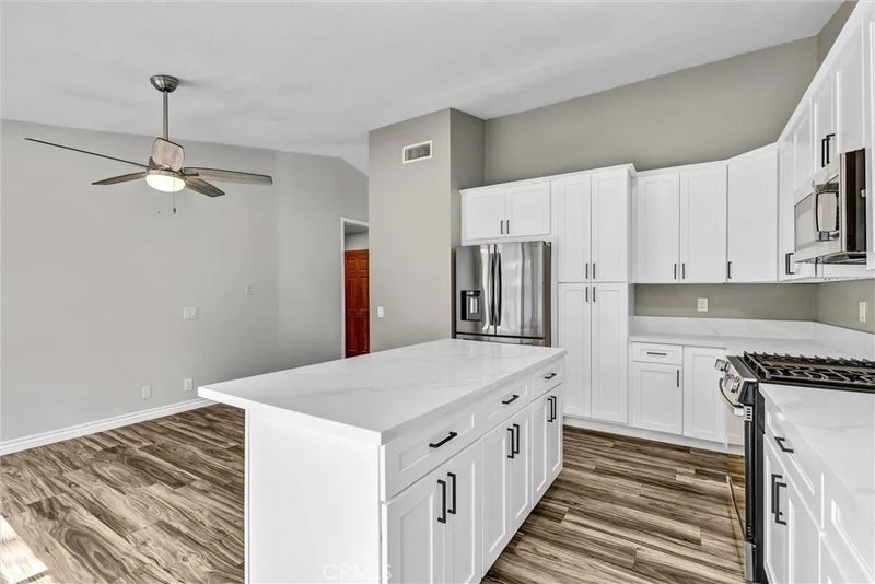 22602 Cottonwood Circle
