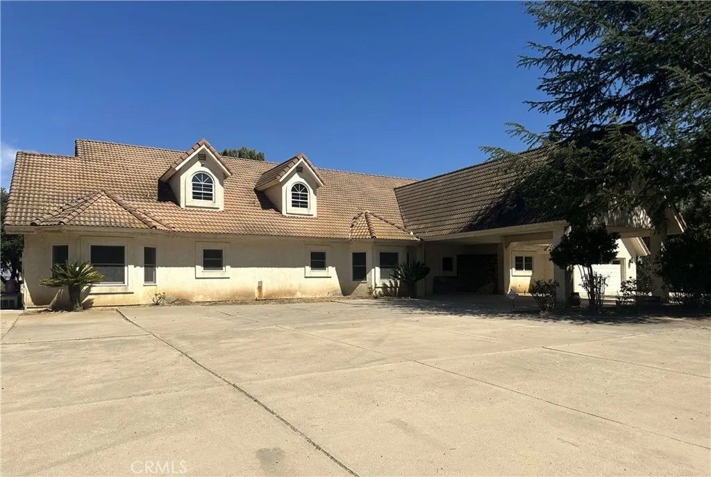 Photo of 26050 Jan Valerie Rd, Murrieta, CA 92562 (MLS # SW26063321)