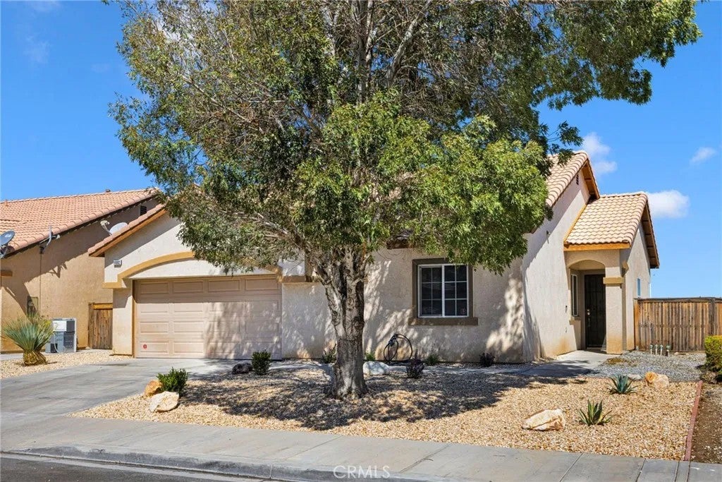 Photo of 14082 Gale Drive, Victorville, CA 92394 (MLS # HD26190782)